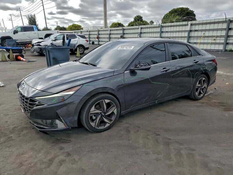 2021 HYUNDAI Elantra