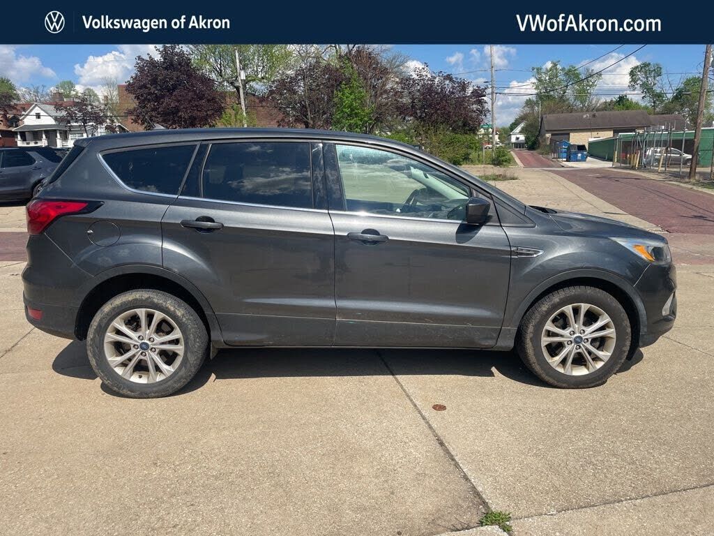 2019 FORD Escape