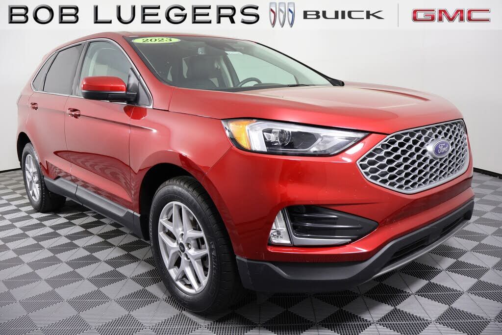 2023 FORD Edge