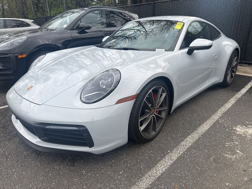2024 PORSCHE 911