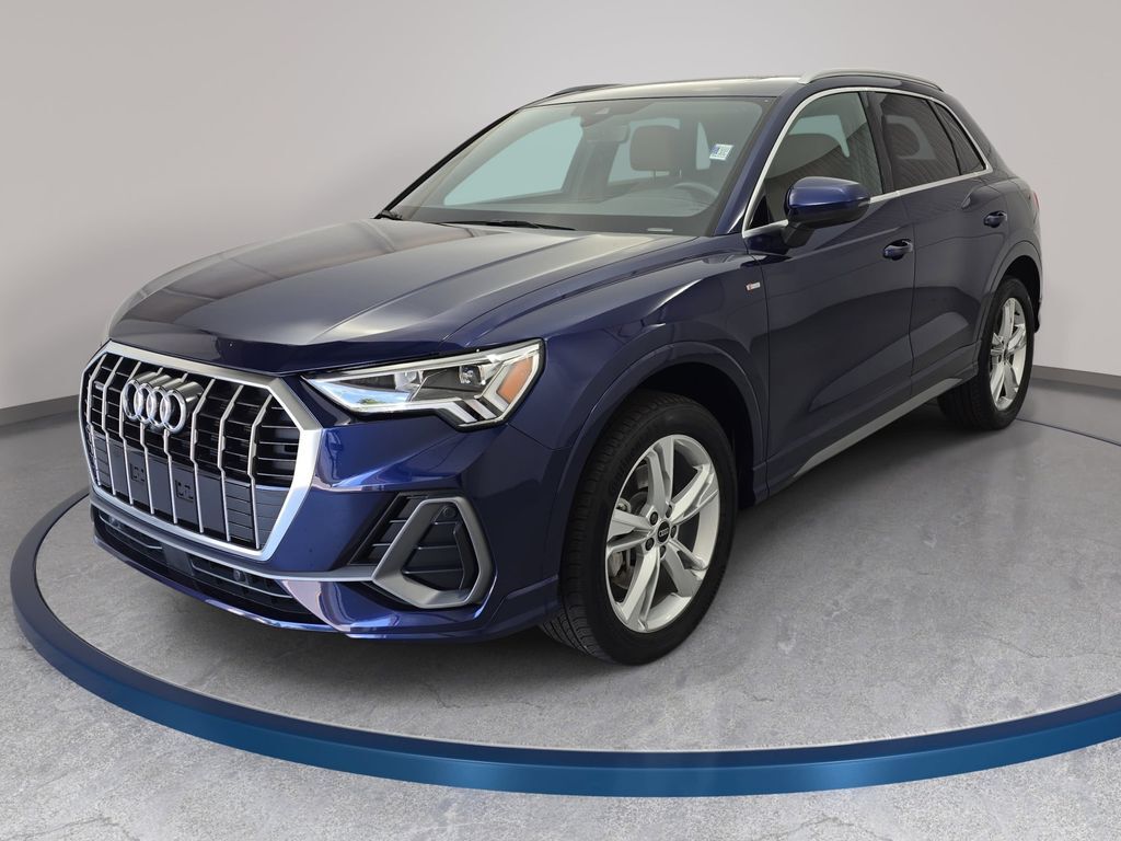 2024 AUDI Q3