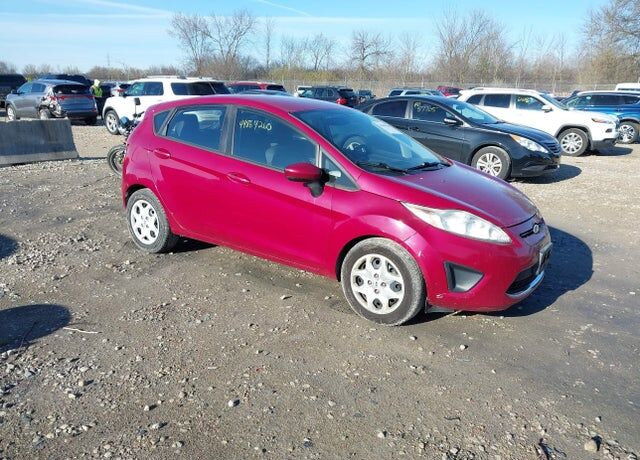2011 FORD Fiesta