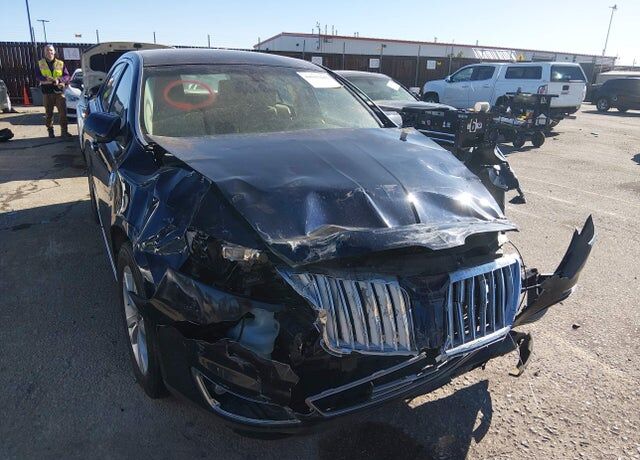 Lincoln MKS
