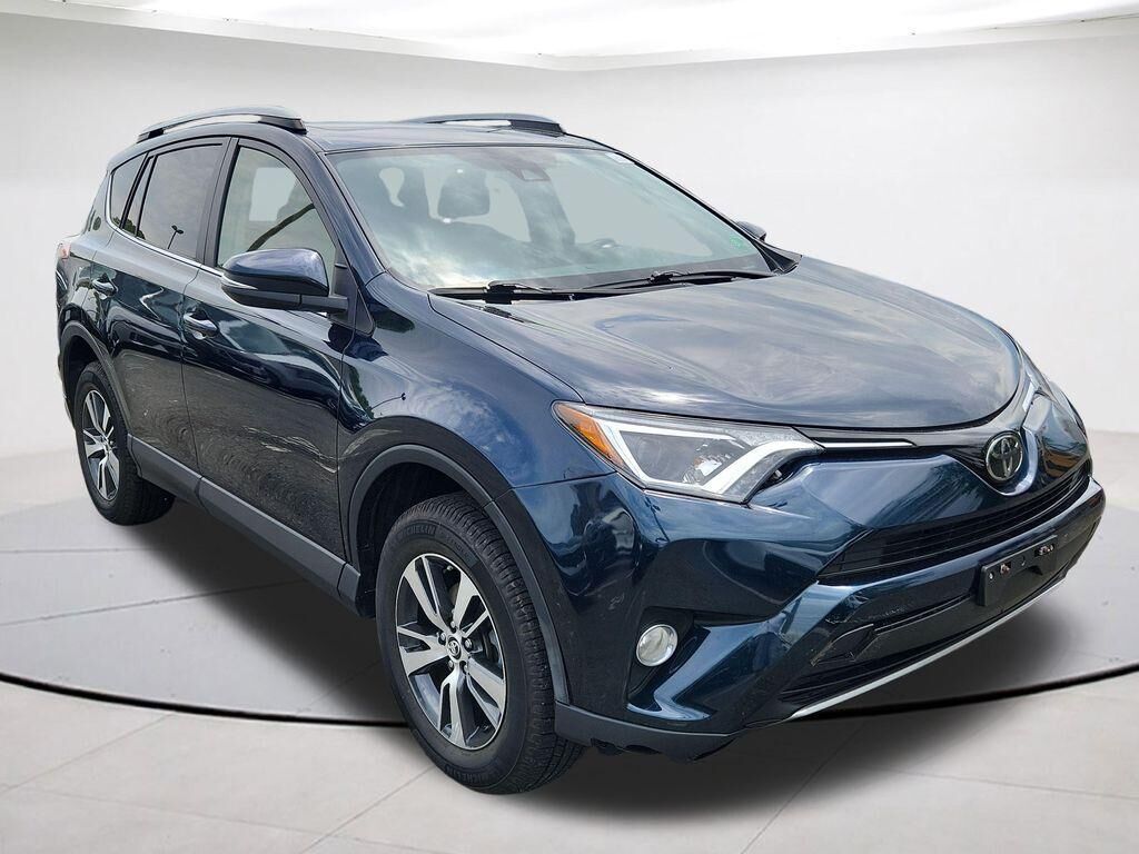 2017 TOYOTA RAV4
