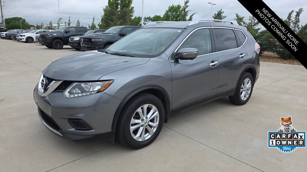2015 NISSAN Rogue