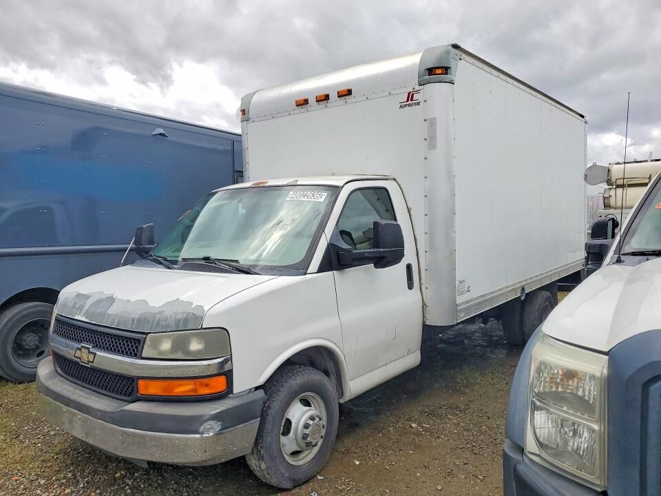 2013 CHEVROLET Express