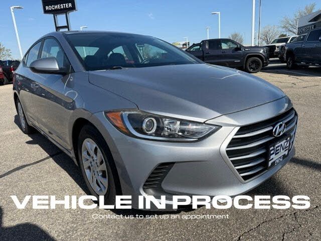 2017 HYUNDAI Elantra