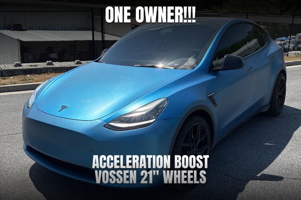 2022 TESLA Model Y