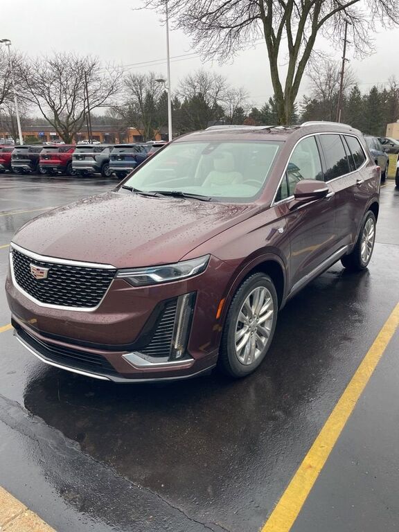 2022 CADILLAC XT6