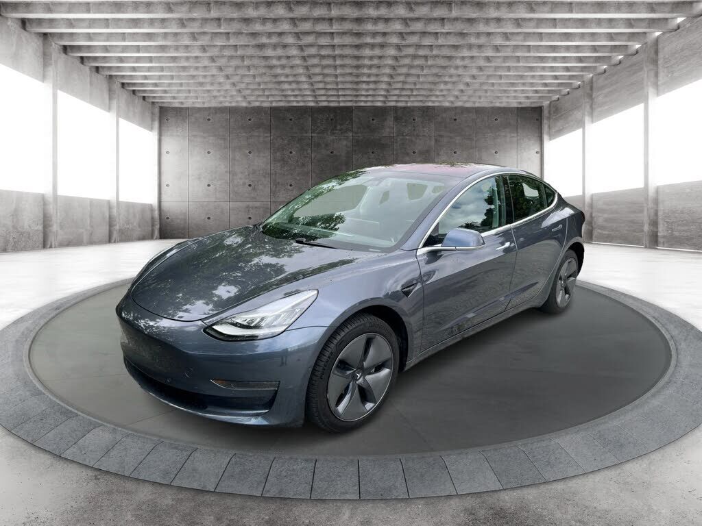 2018 TESLA Model 3