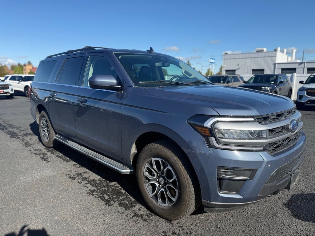 2022 FORD Expedition