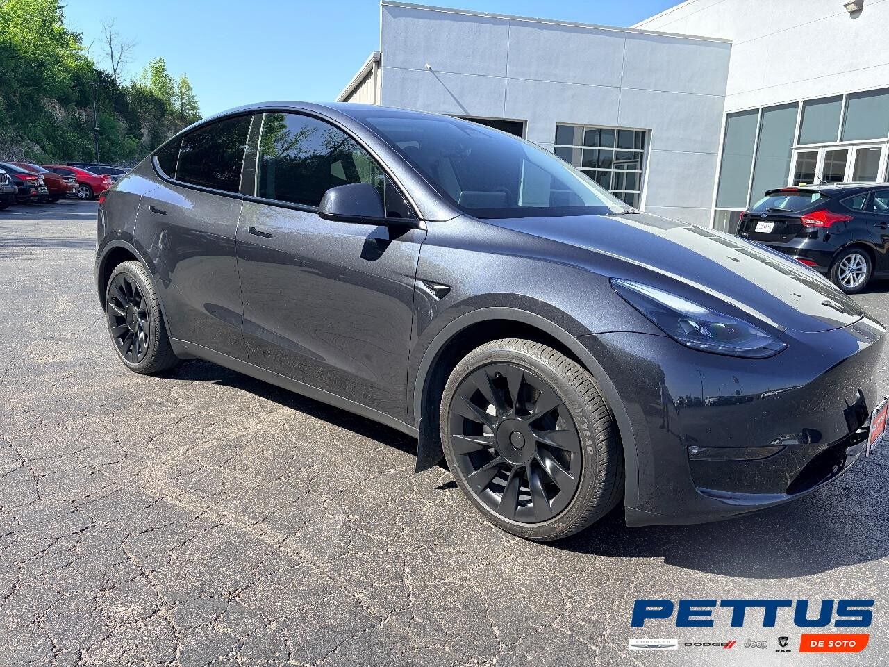 2024 TESLA Model Y
