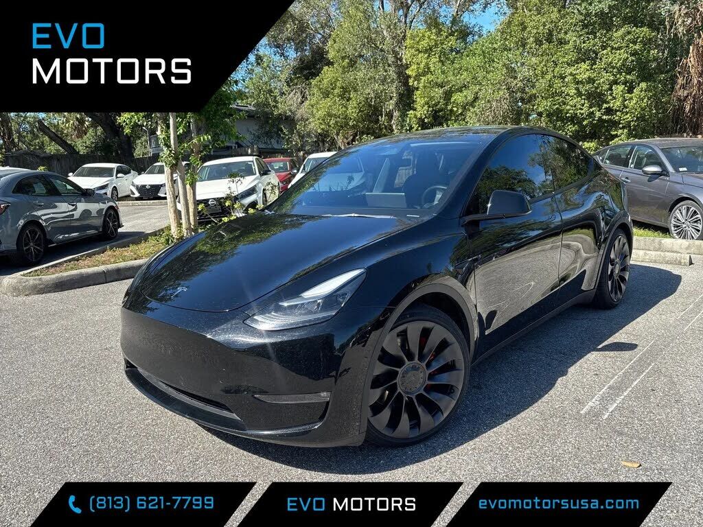2023 TESLA Model Y