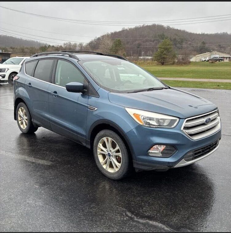2018 FORD Escape