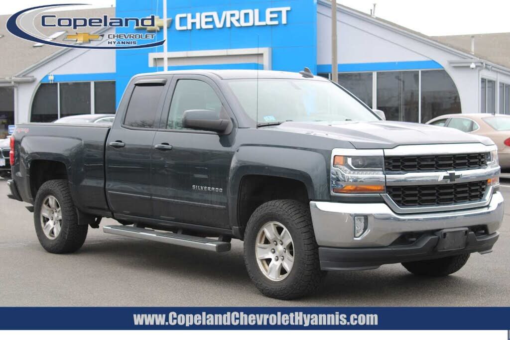 2017 CHEVROLET Silverado