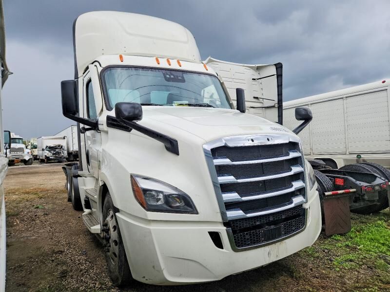 2023 FREIGHTLINER Cascadia
