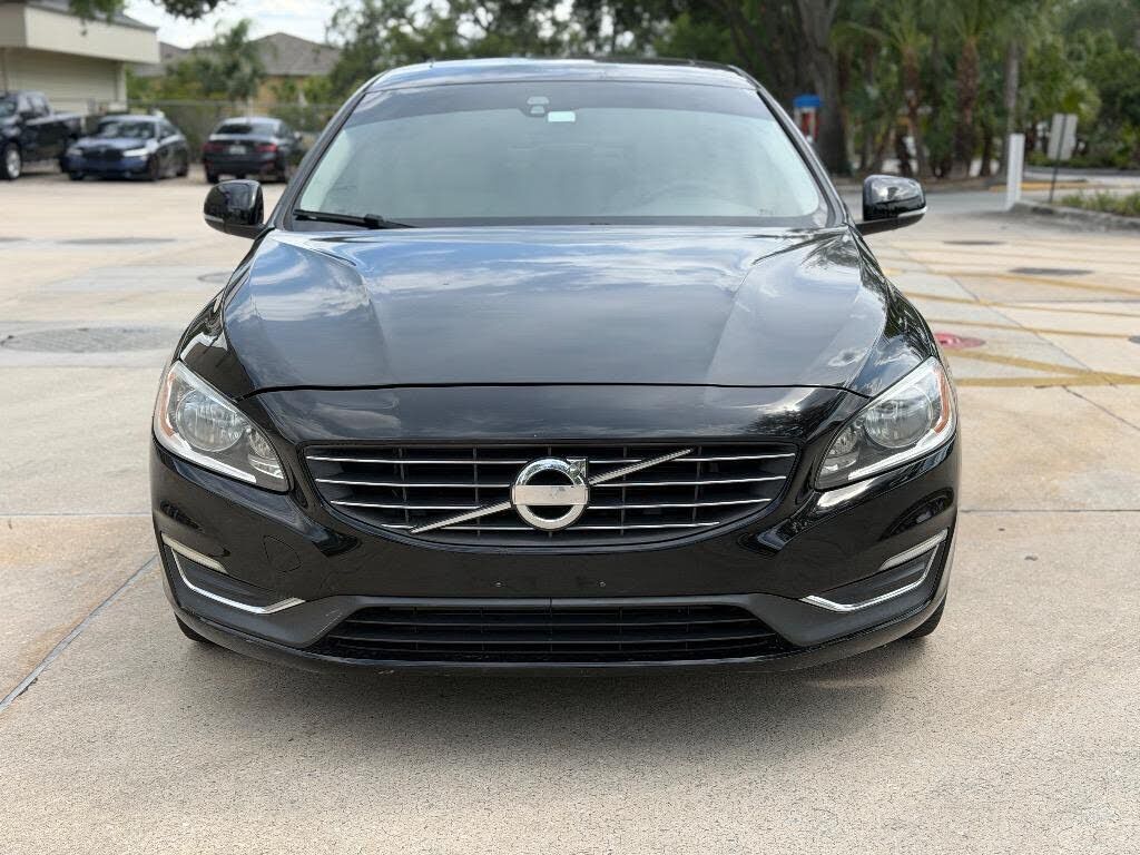 2014 VOLVO S60