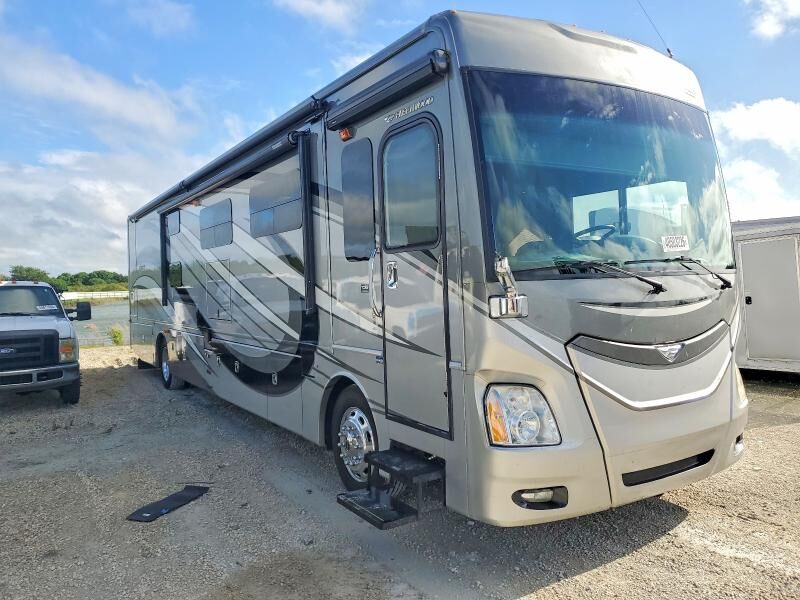 2015 FREIGHTLINER XC-M Modular Rail Rear Engine Motor Home Chassis