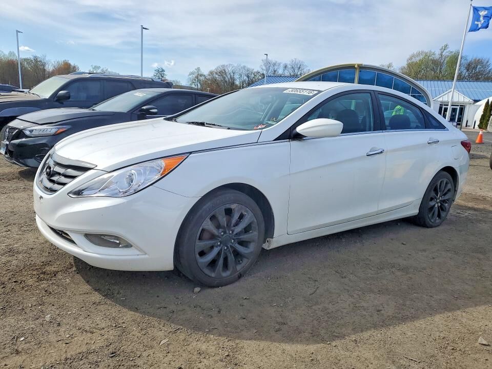 2013 HYUNDAI Sonata