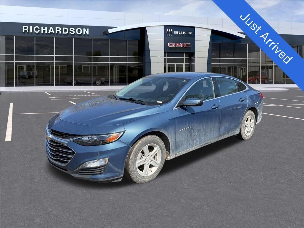 2024 CHEVROLET Malibu
