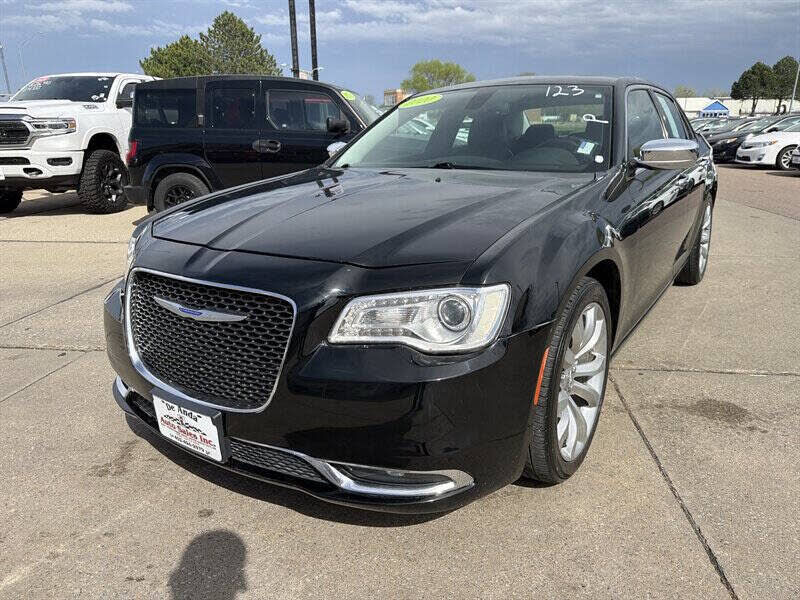 2020 CHRYSLER 300
