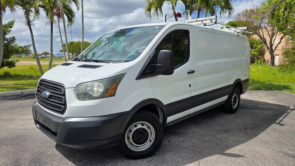 2015 FORD Transit