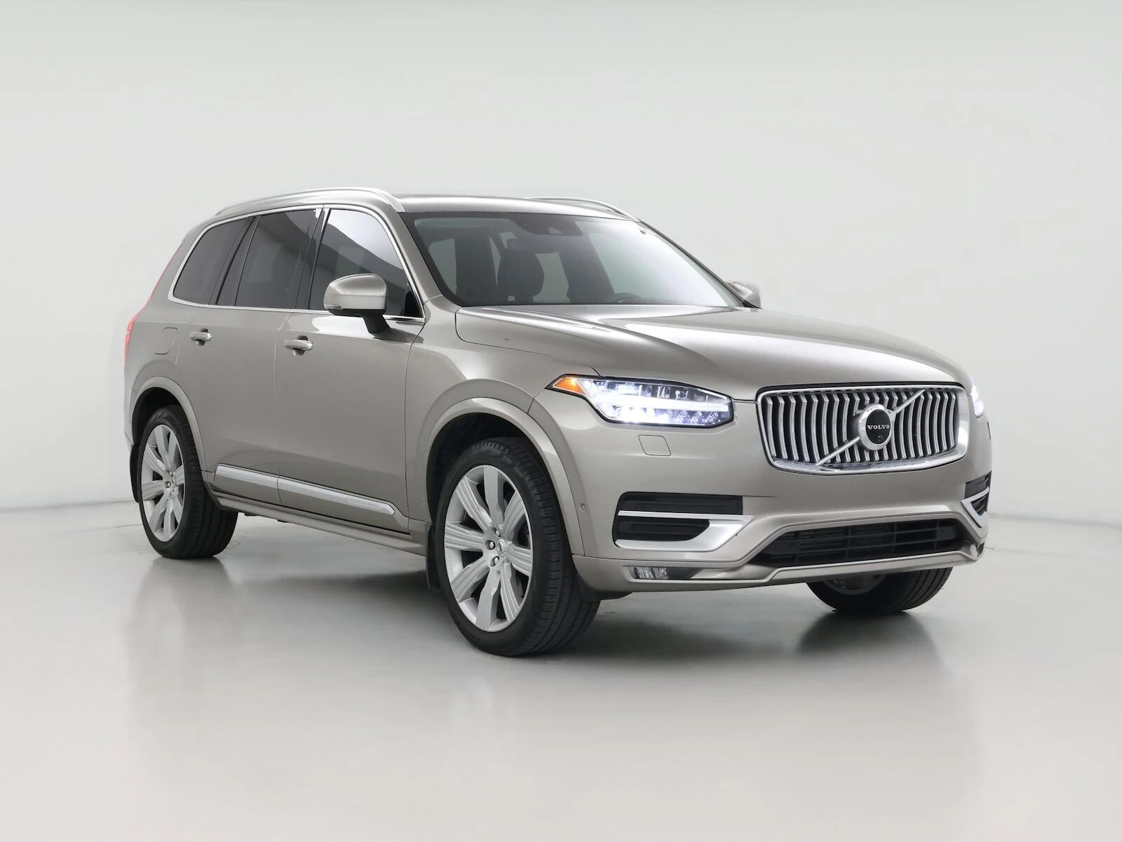 2020 VOLVO XC90