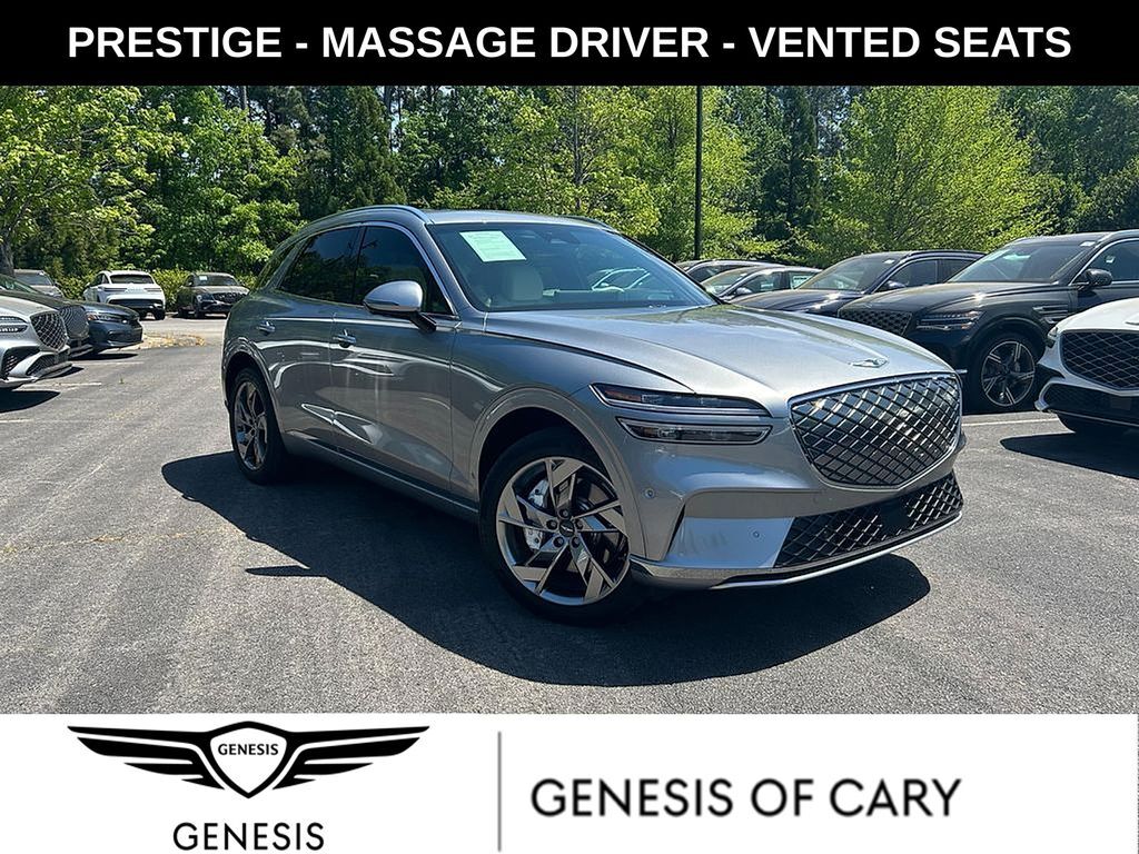 2023 GENESIS GV70