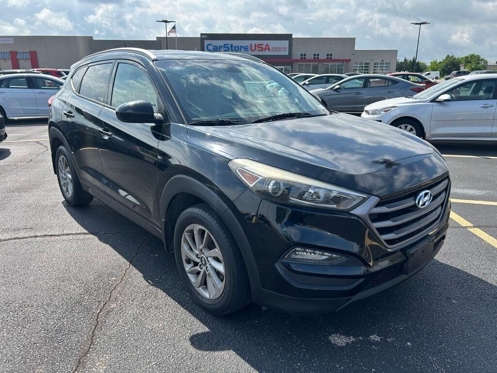2016 HYUNDAI Tucson