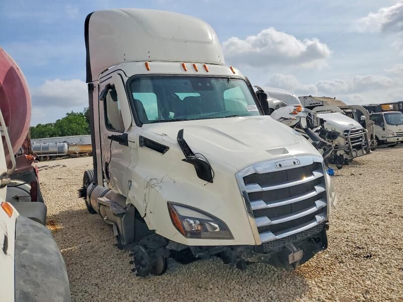 2022 FREIGHTLINER Cascadia
