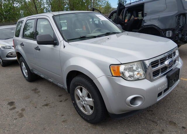 2009 FORD Escape
