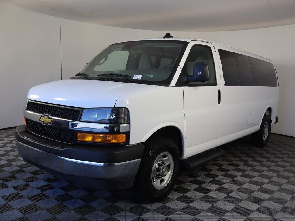 2025 CHEVROLET Express