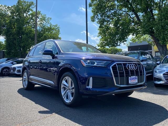 2023 AUDI Q7