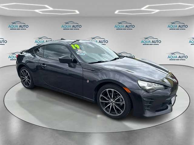 2019 TOYOTA 86