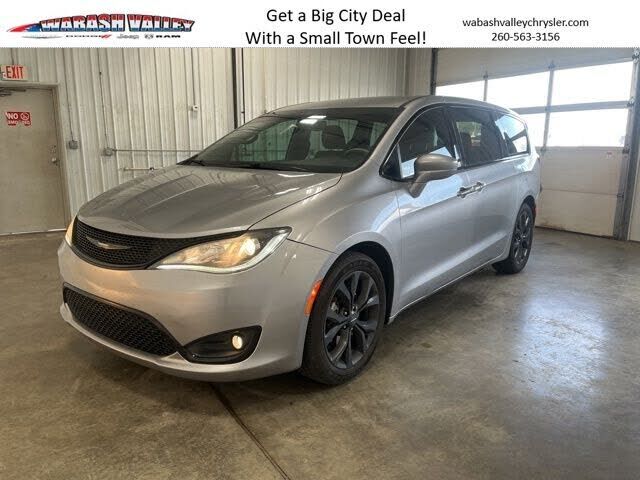 2019 CHRYSLER Pacifica