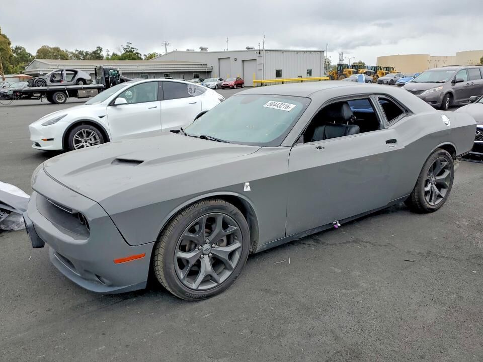 2017 DODGE Challenger