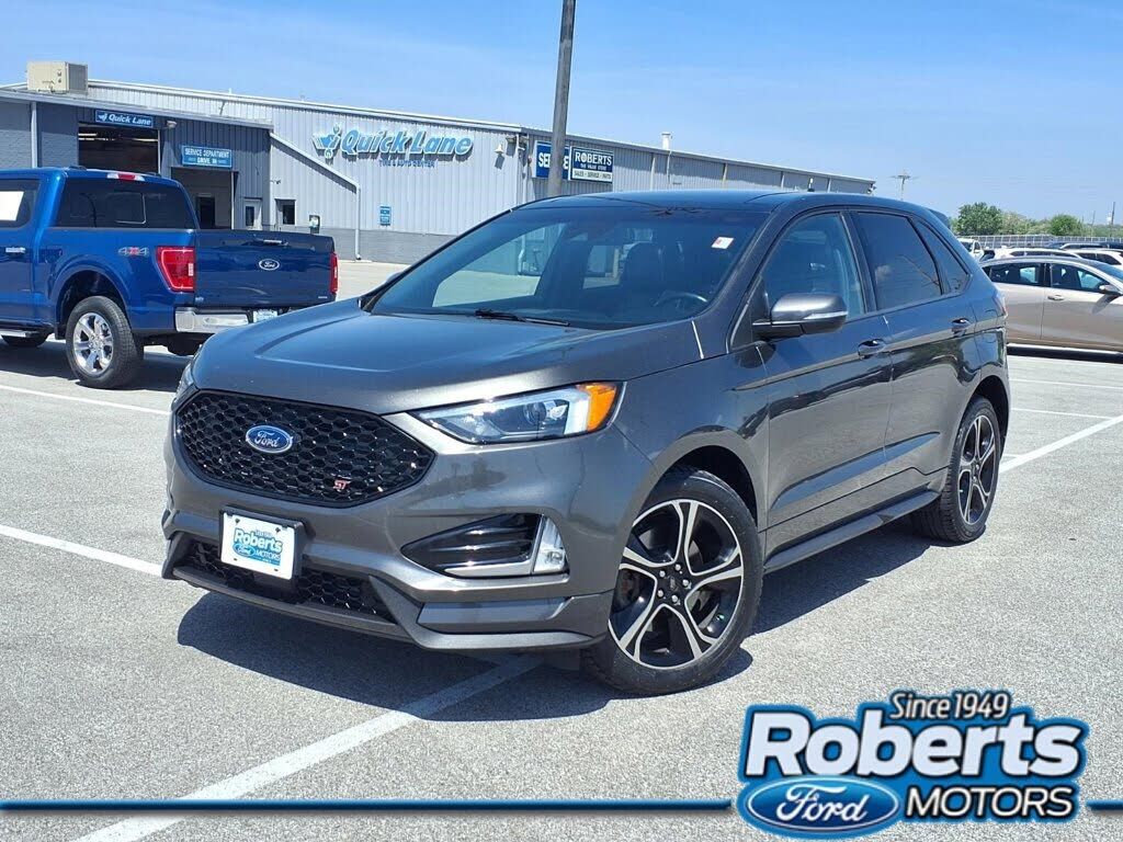 2020 FORD Edge