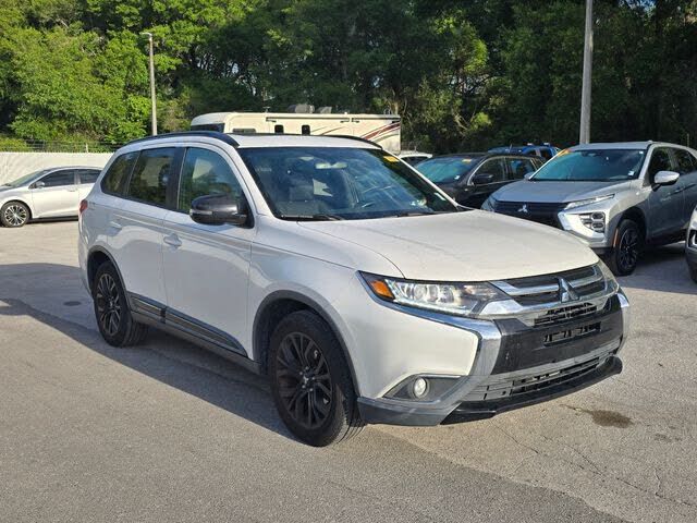 2018 MITSUBISHI Outlander