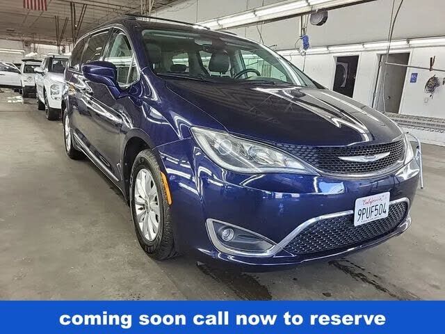2019 CHRYSLER Pacifica