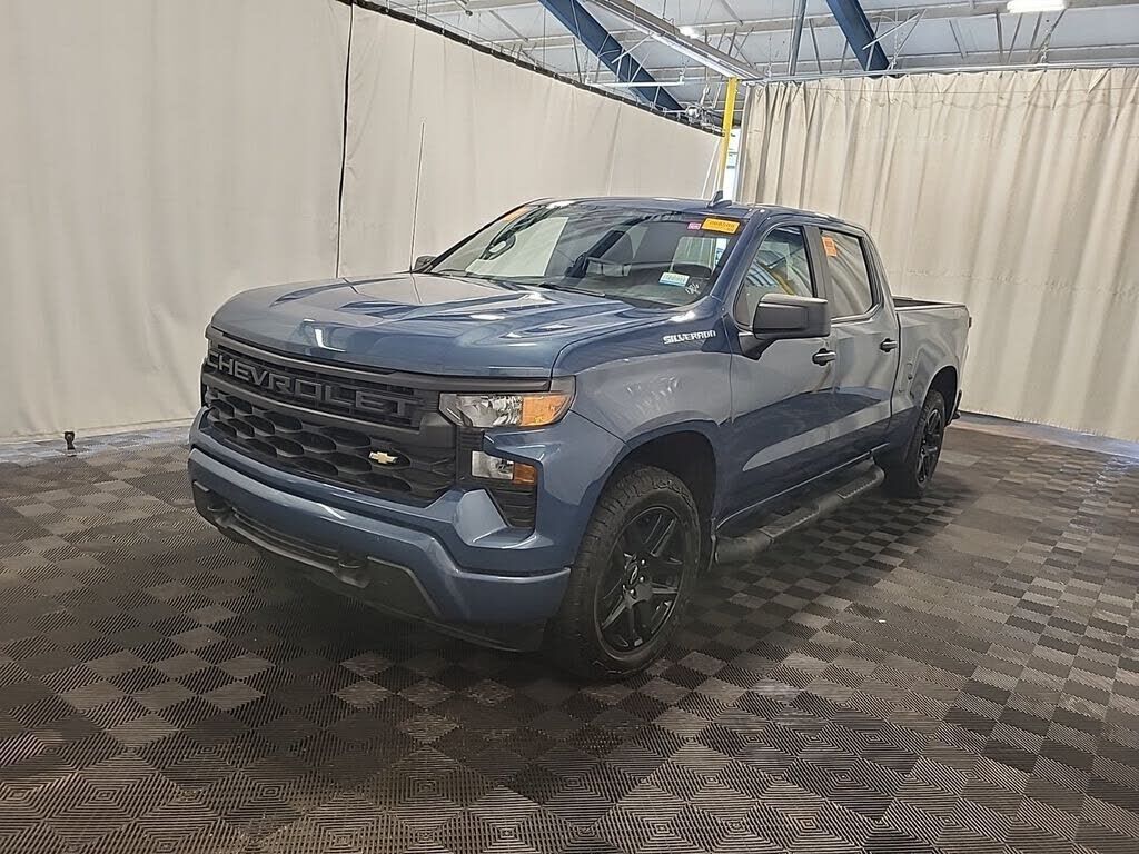 2024 CHEVROLET Silverado