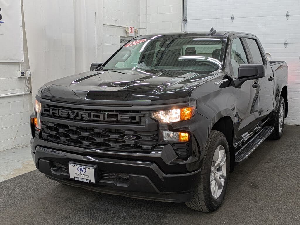 2024 CHEVROLET Silverado