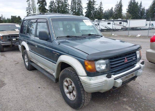 1995 MITSUBISHI Montero