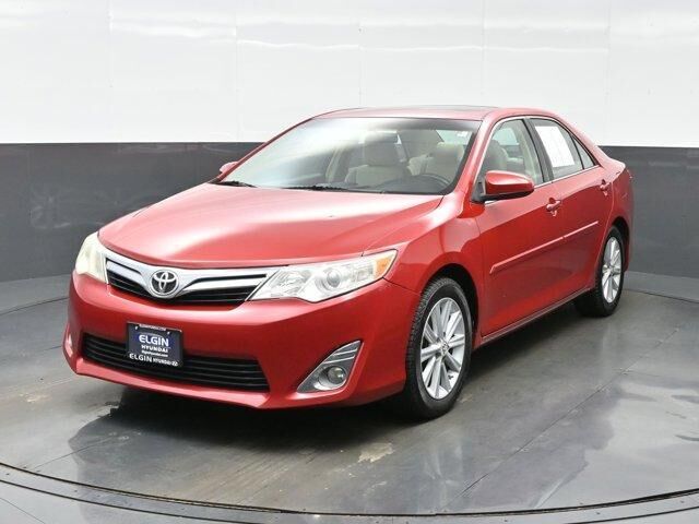 2013 TOYOTA Camry