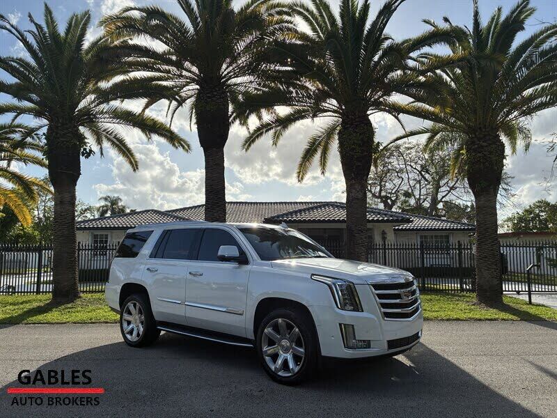 2018 CADILLAC Escalade