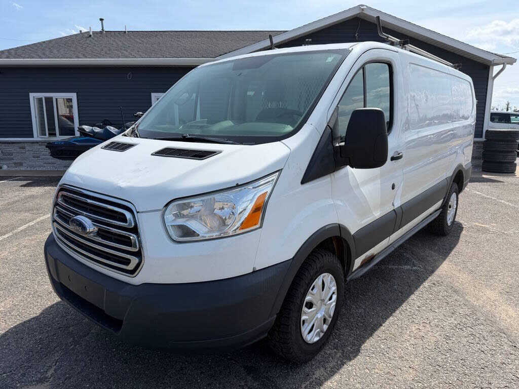 2015 FORD Transit