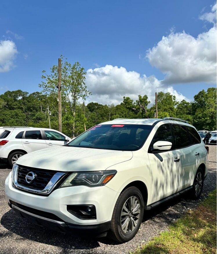 2020 NISSAN Pathfinder