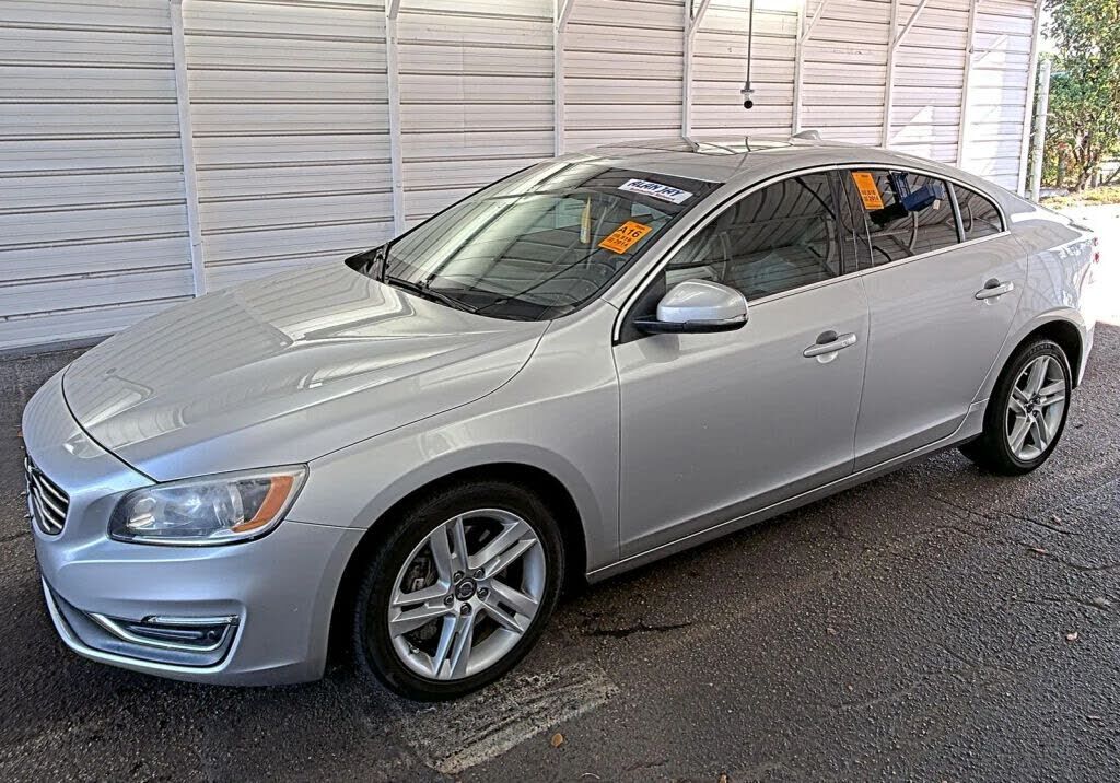 2014 VOLVO S60