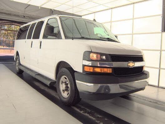 2020 CHEVROLET Express