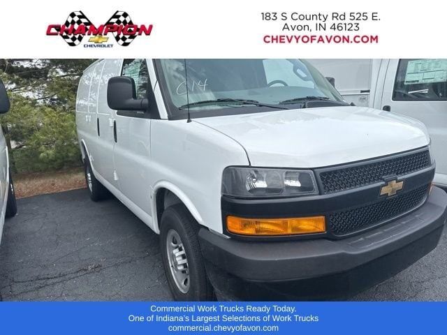 2025 CHEVROLET Express