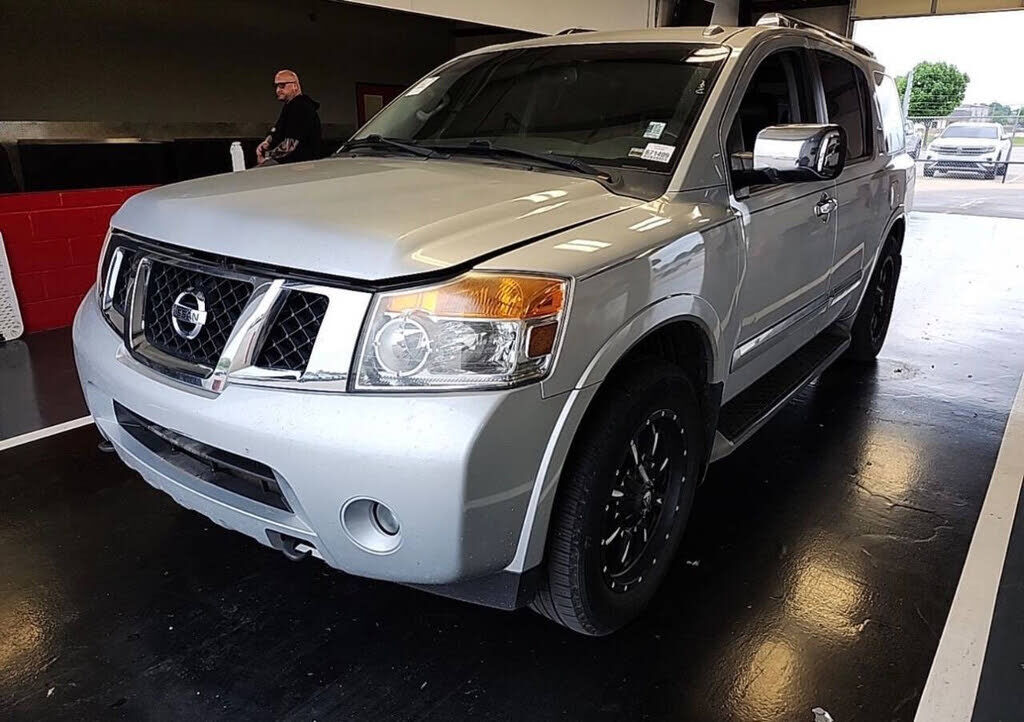 2015 NISSAN Armada